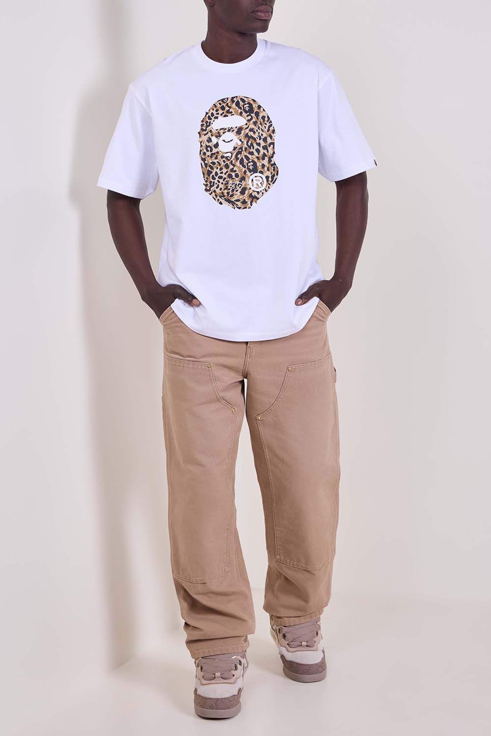 חולצת טי בגזרה משוחררת